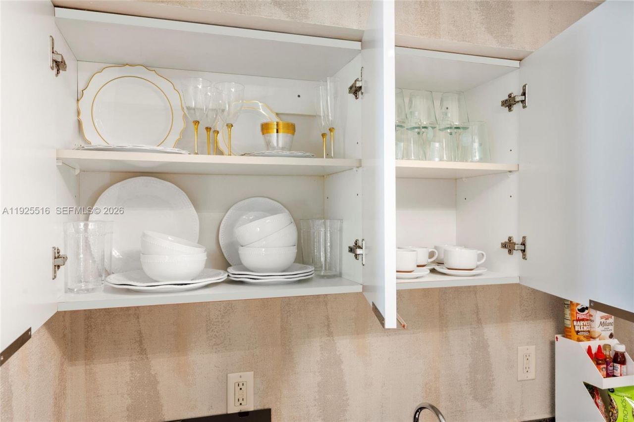 18001 Collins Ave, Unit 2512, Sunny Isles Beach, FL 33160 Photo