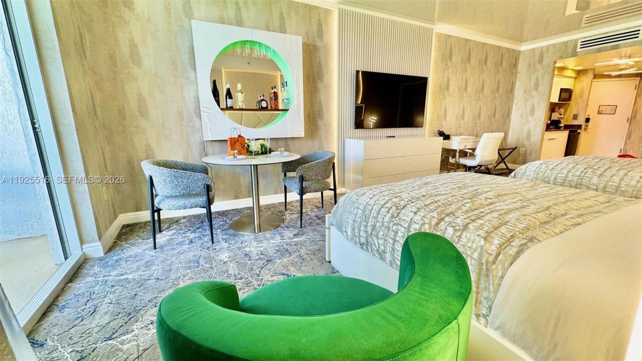 18001 Collins Ave, Unit 2512, Sunny Isles Beach, FL 33160 Photo