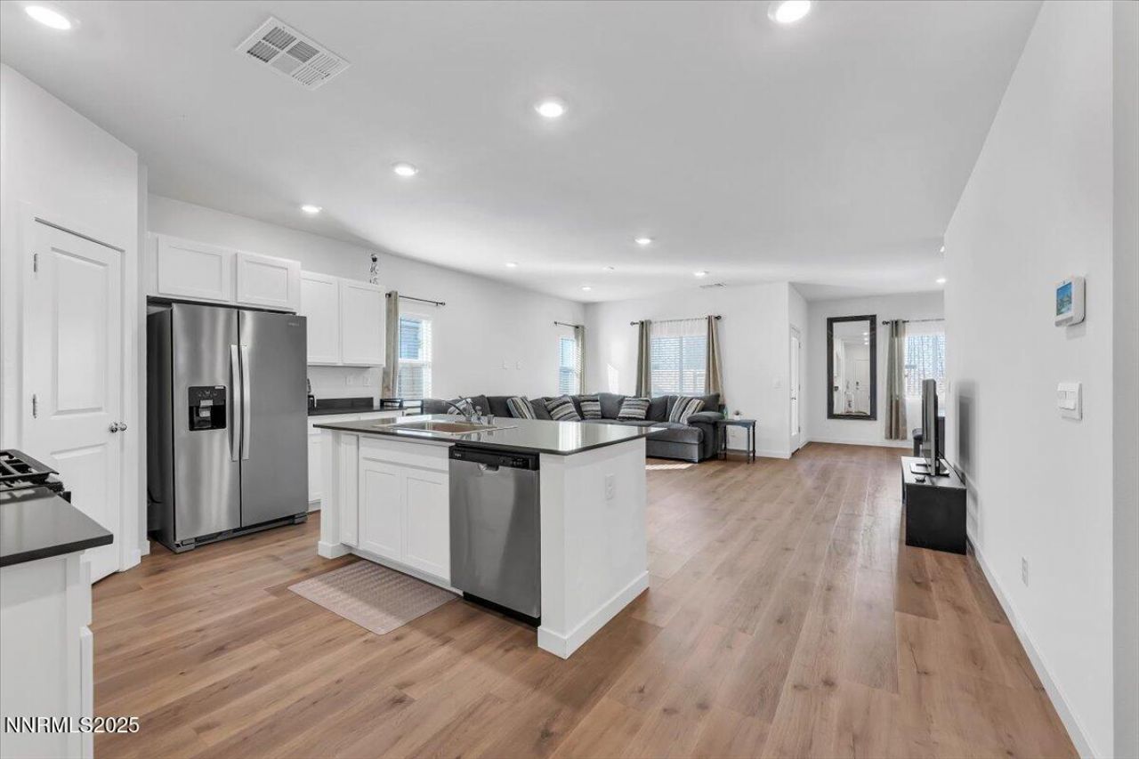 7523 Grassy Plains Drive, Reno, NV 89506 Photo