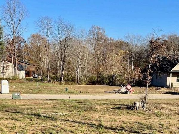 1534 Firefly Cove, Boonville, IN 47601