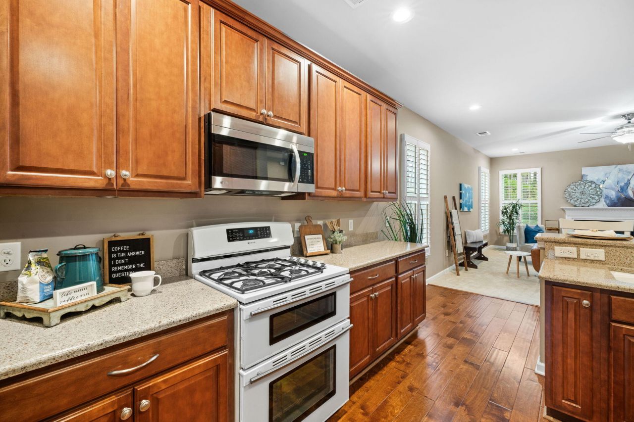 224 Cameron Street Photo 20