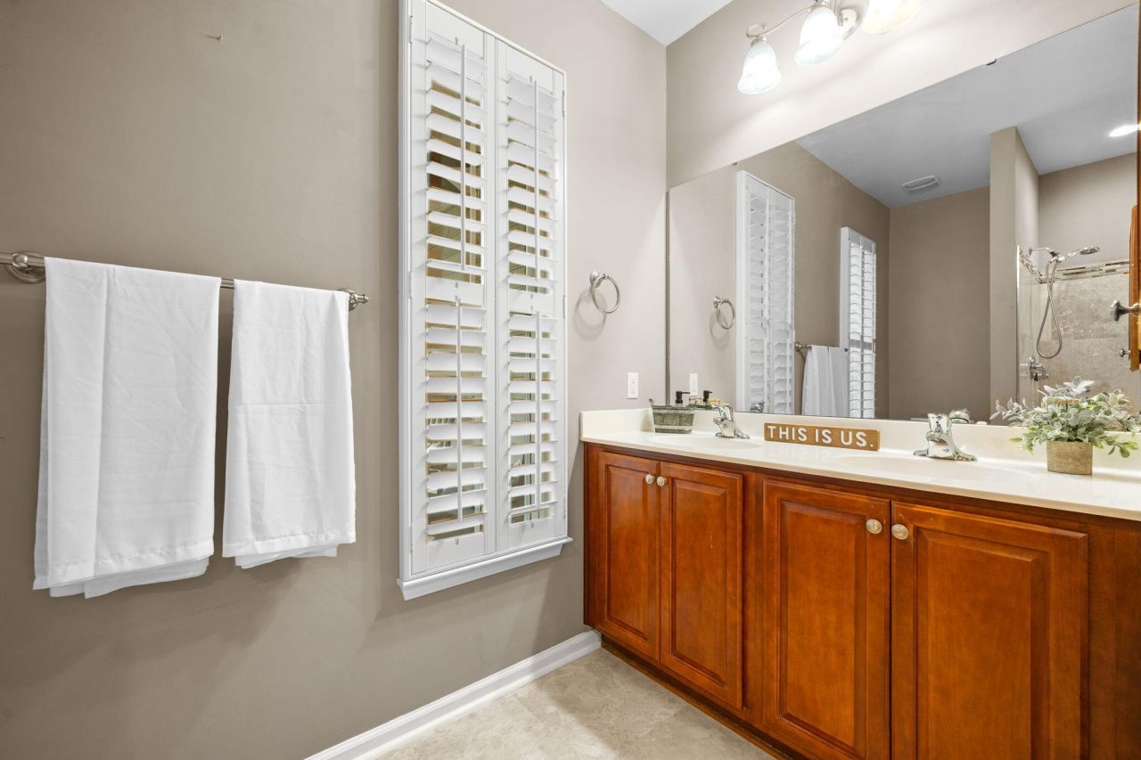 224 Cameron Street Photo 25