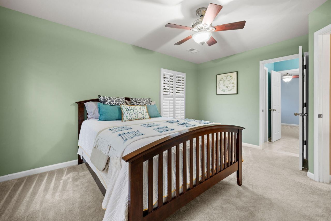 224 Cameron Street Photo 35