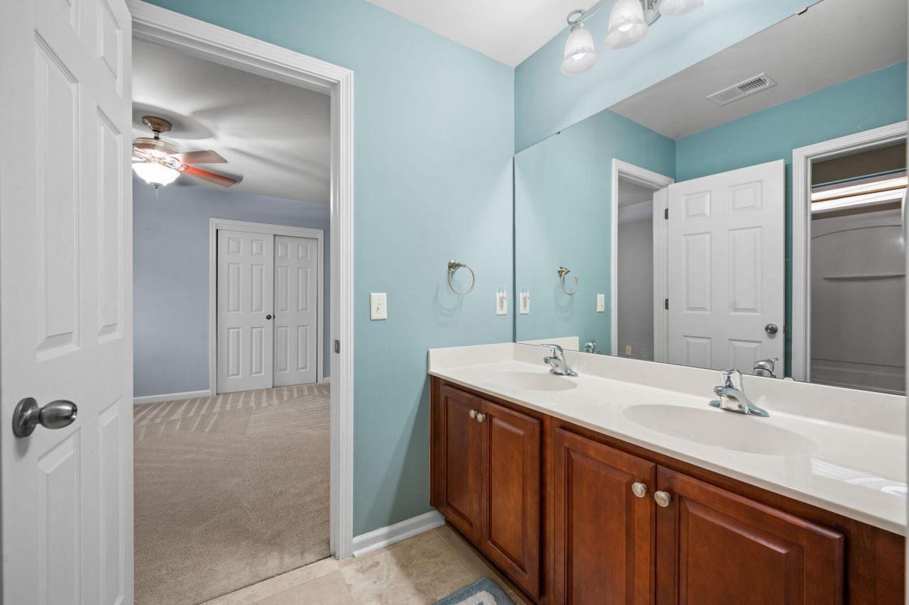 224 Cameron Street Photo 37