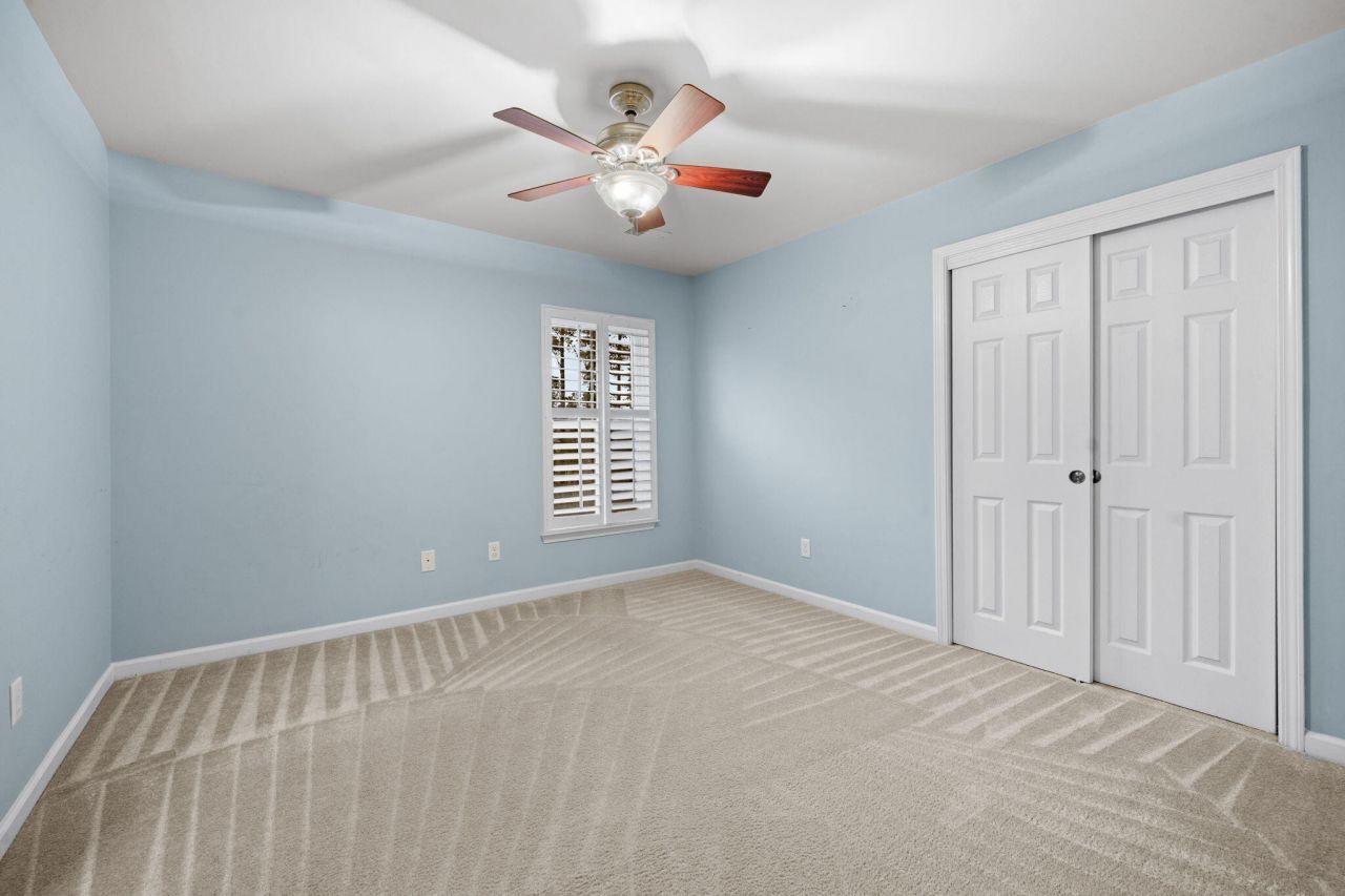 224 Cameron Street Photo 40