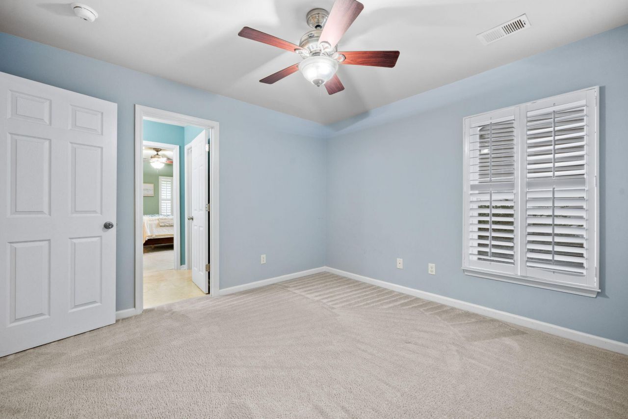 224 Cameron Street Photo 41