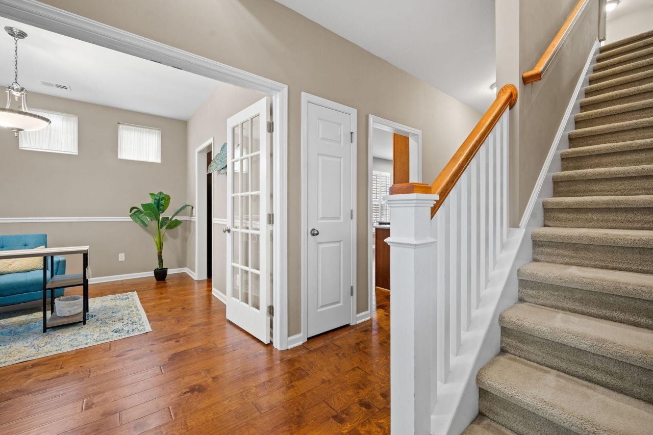 224 Cameron Street Photo 9