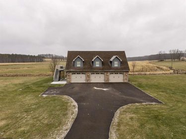 274 Horseshoe Drive East, Bruceton Mills, WV 26525