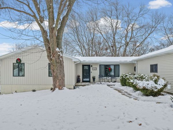 140 Choctaw Trail, Loda, IL 60948