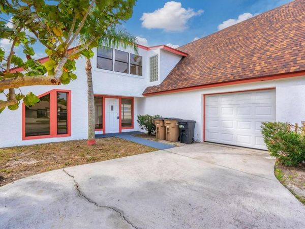 1930 VISCAYA PARKWAY, CAPE CORAL, FL 33990