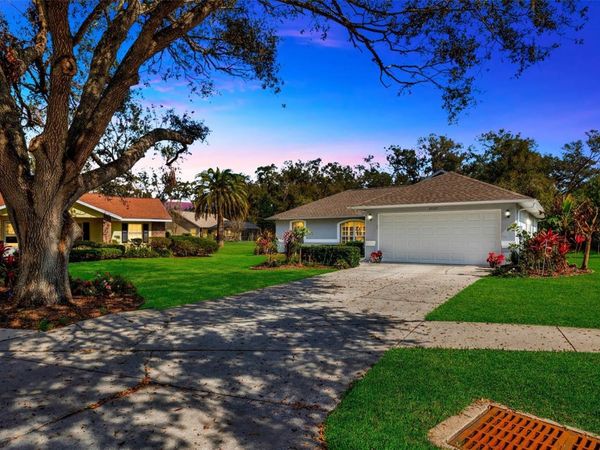 37157 FOXRUN PLACE, ZEPHYRHILLS, FL 33542