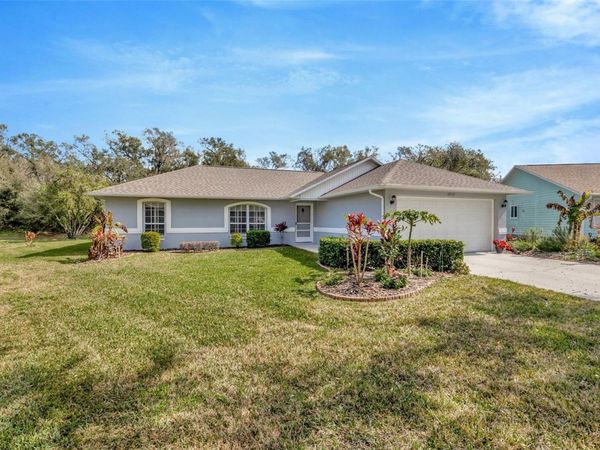 37157 FOXRUN PLACE, ZEPHYRHILLS, FL 33542