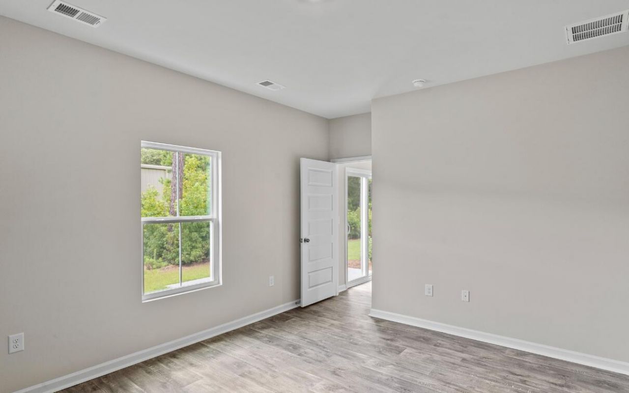 371 Tiliwa Street Photo 15