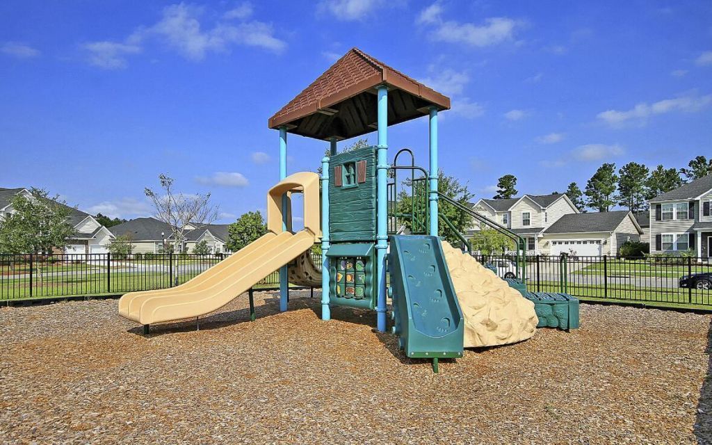 371 Tiliwa Street Photo 22