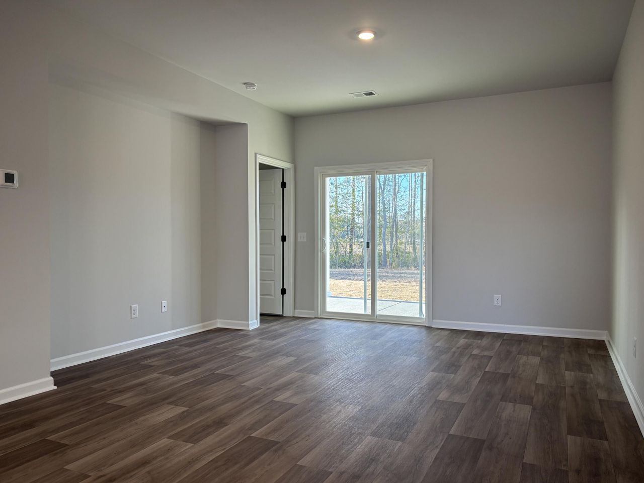 371 Tiliwa Street Photo 6