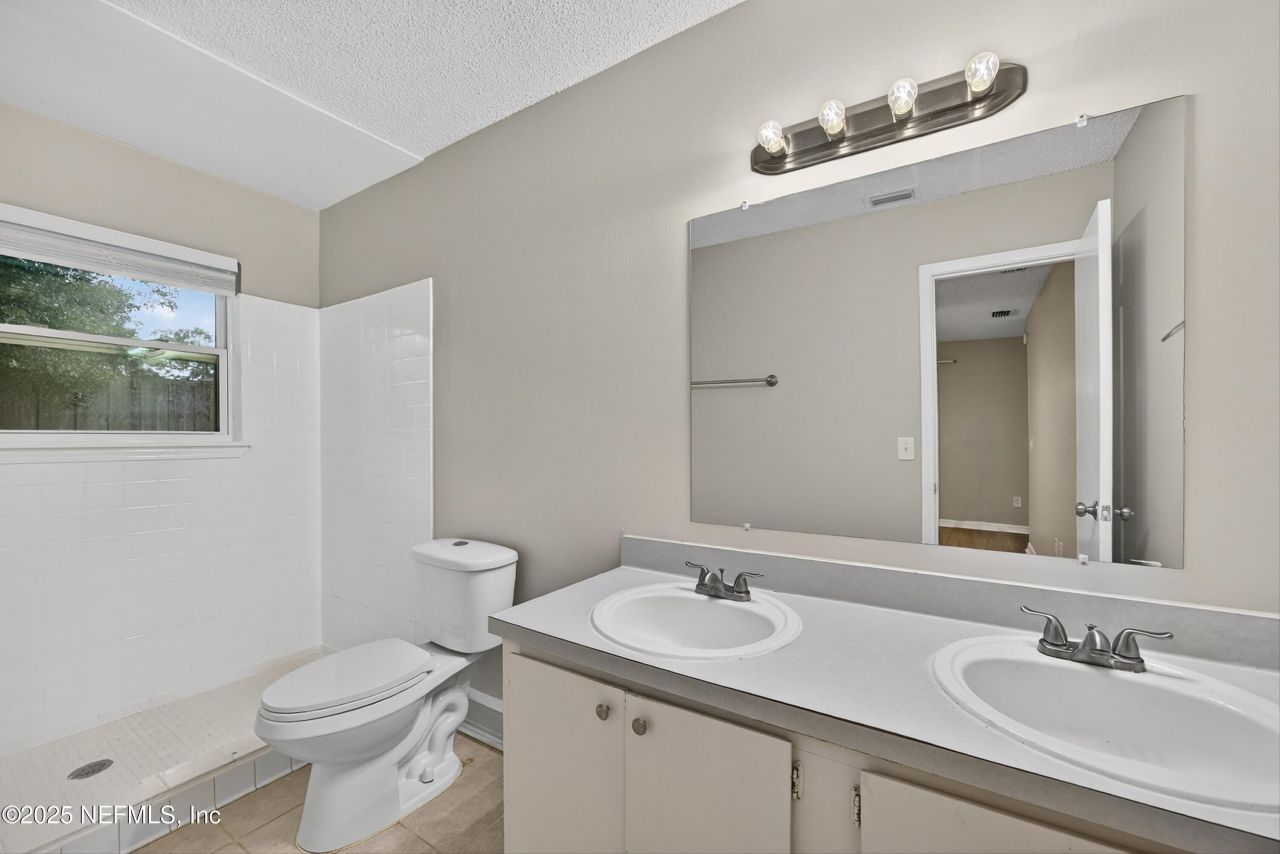 2217 Destine Lane, Jacksonville, FL 32233 Photo