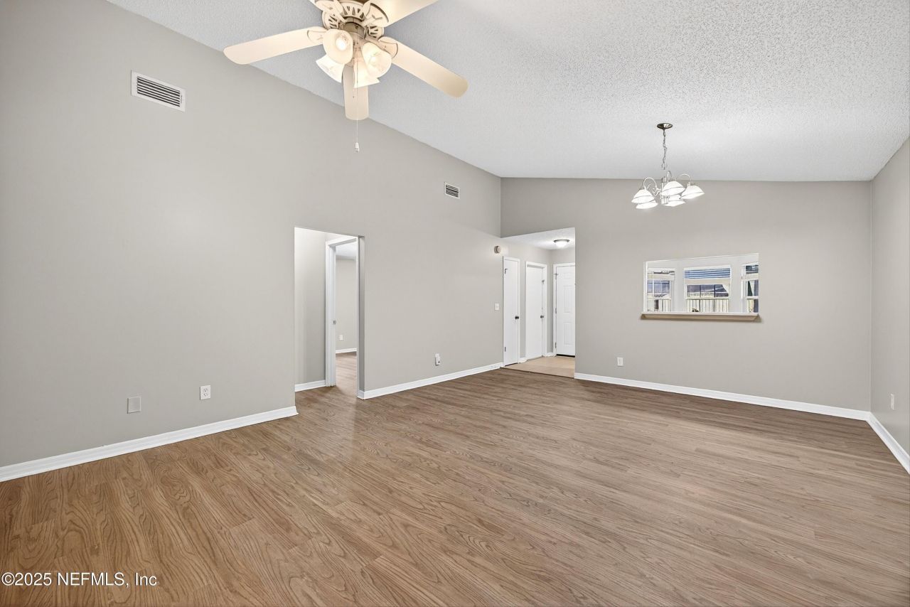 2217 Destine Lane, Jacksonville, FL 32233 Photo