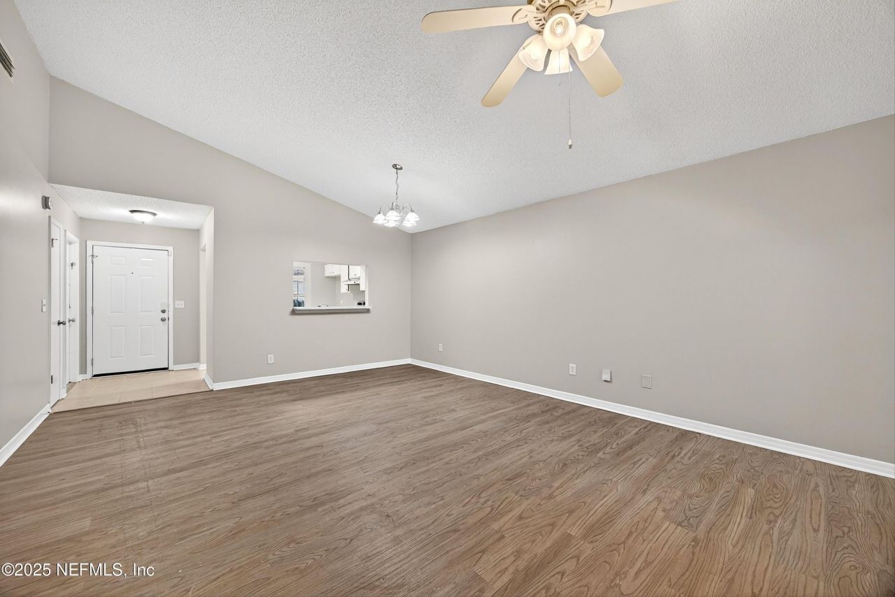 2217 Destine Lane, Jacksonville, FL 32233 Photo