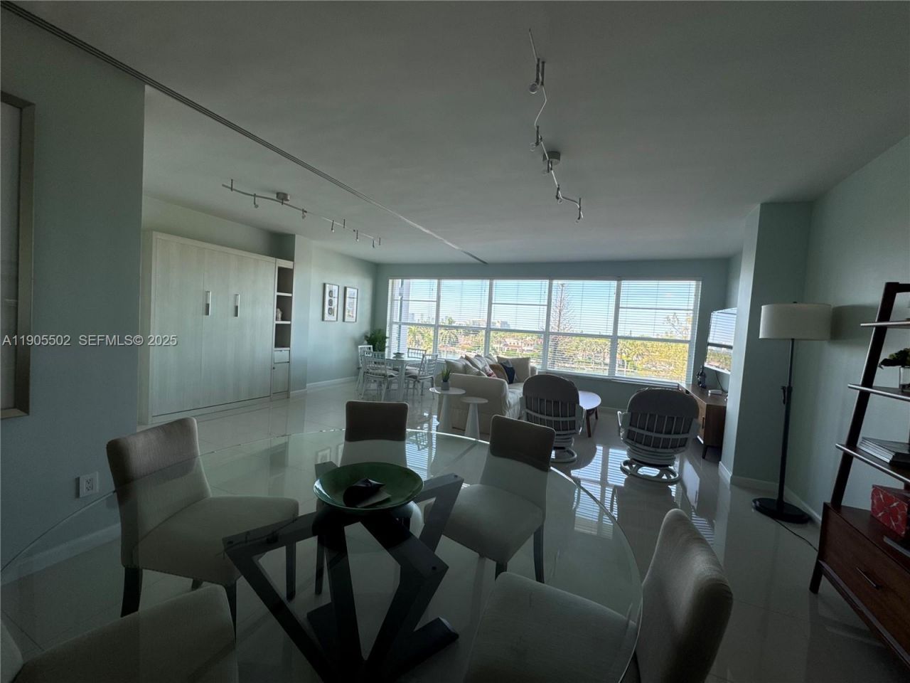4925 Collins Ave, Unit 5G, Miami Beach, FL 33140 Photo
