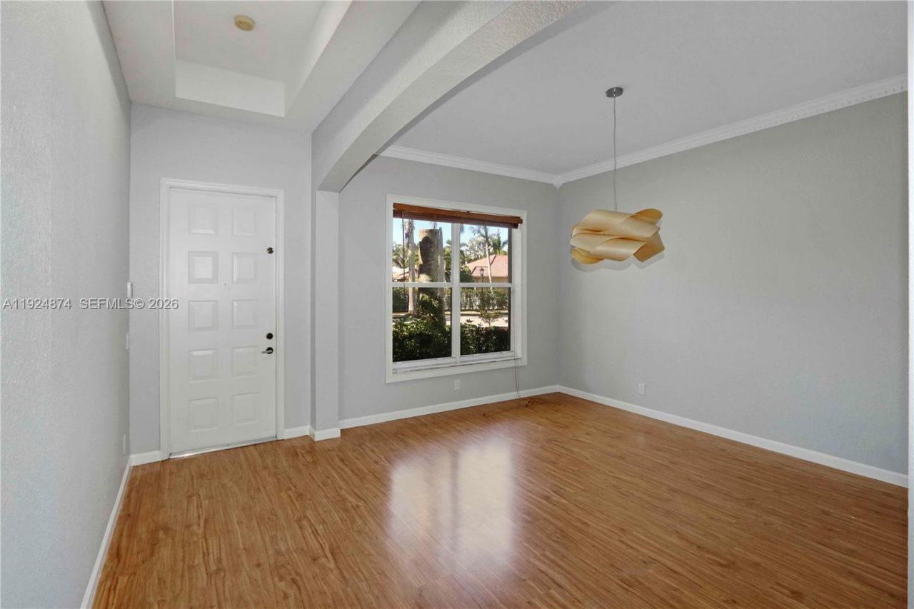 1923 Harbor View Cir, Unit 1923, Weston, FL 33327 Photo