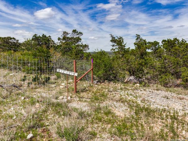LOT 373 CR 2757, Mico, TX 78056