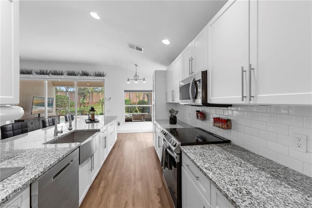 10037 Colonial Country Club Blvd, Fort Myers, FL 33913 Photo