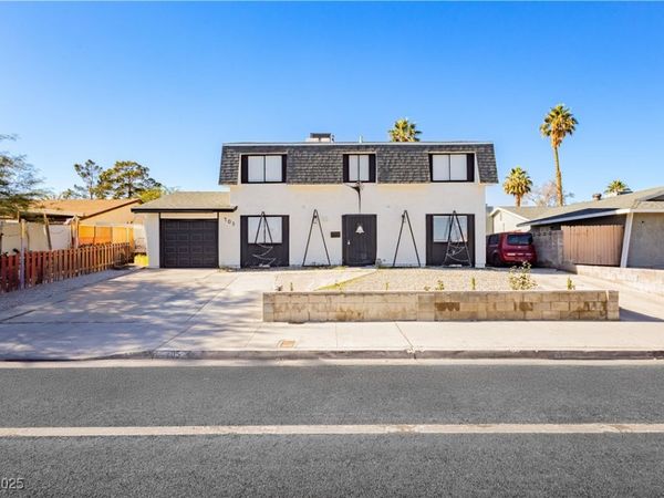 705 N Torrey Pines, Las Vegas, NV 89107