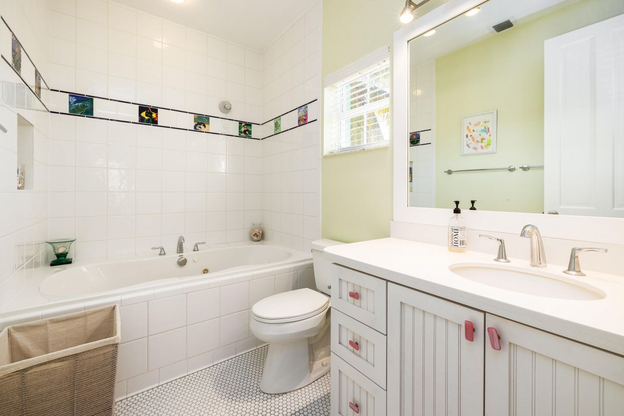 112 Leoni Drive, Islamorada, FL 33036 Photo