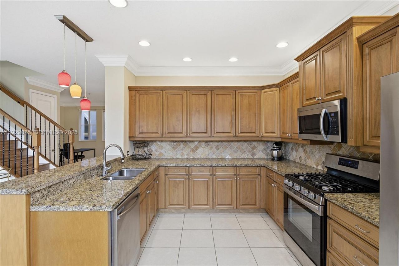 2925 NW 126th Ave, Unit 303-1, Sunrise, FL 33323 Photo