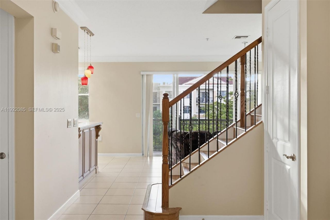 2925 NW 126th Ave, Unit 303-1, Sunrise, FL 33323 Photo