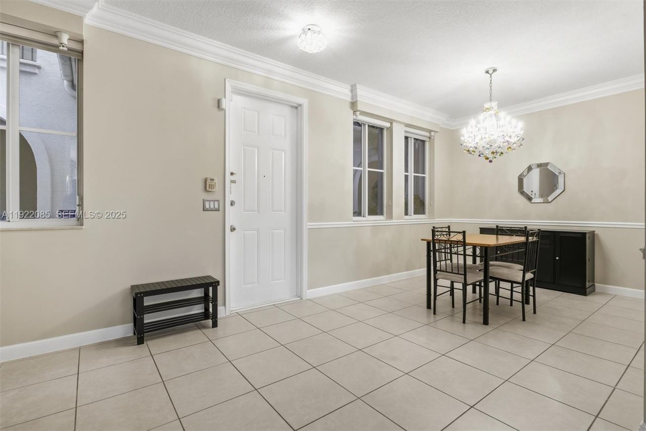 2925 NW 126th Ave, Unit 303-1, Sunrise, FL 33323 Photo