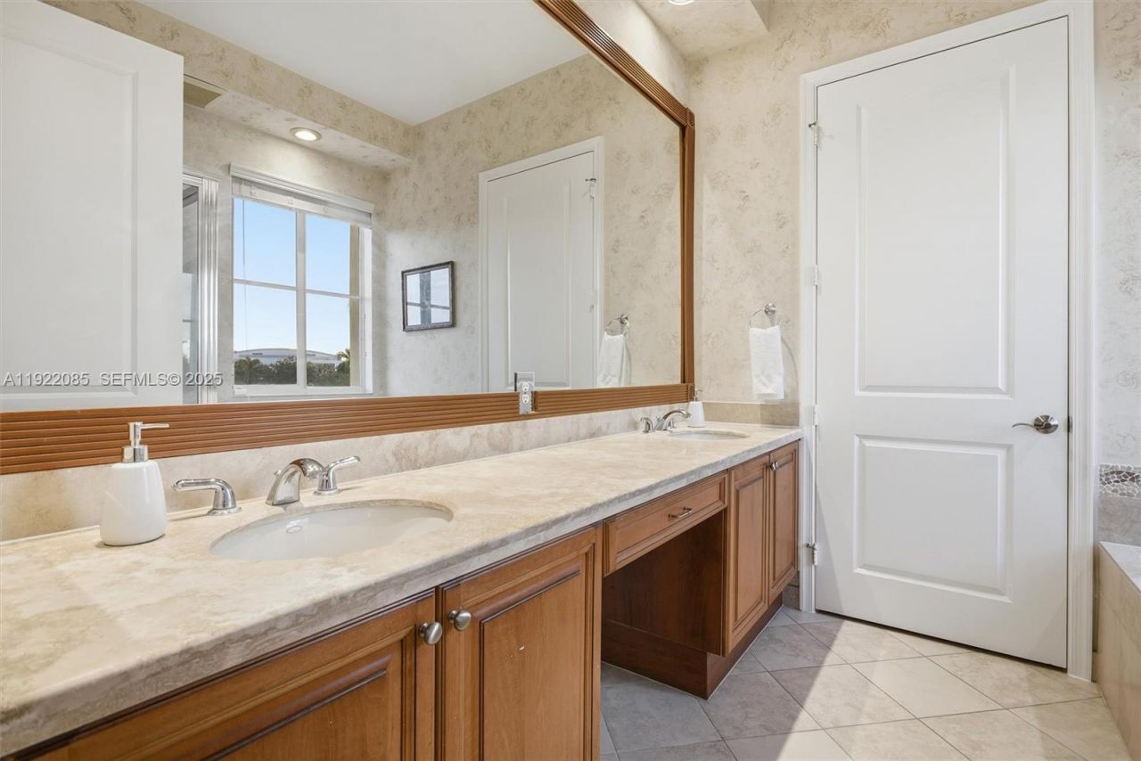 2925 NW 126th Ave, Unit 303-1, Sunrise, FL 33323 Photo