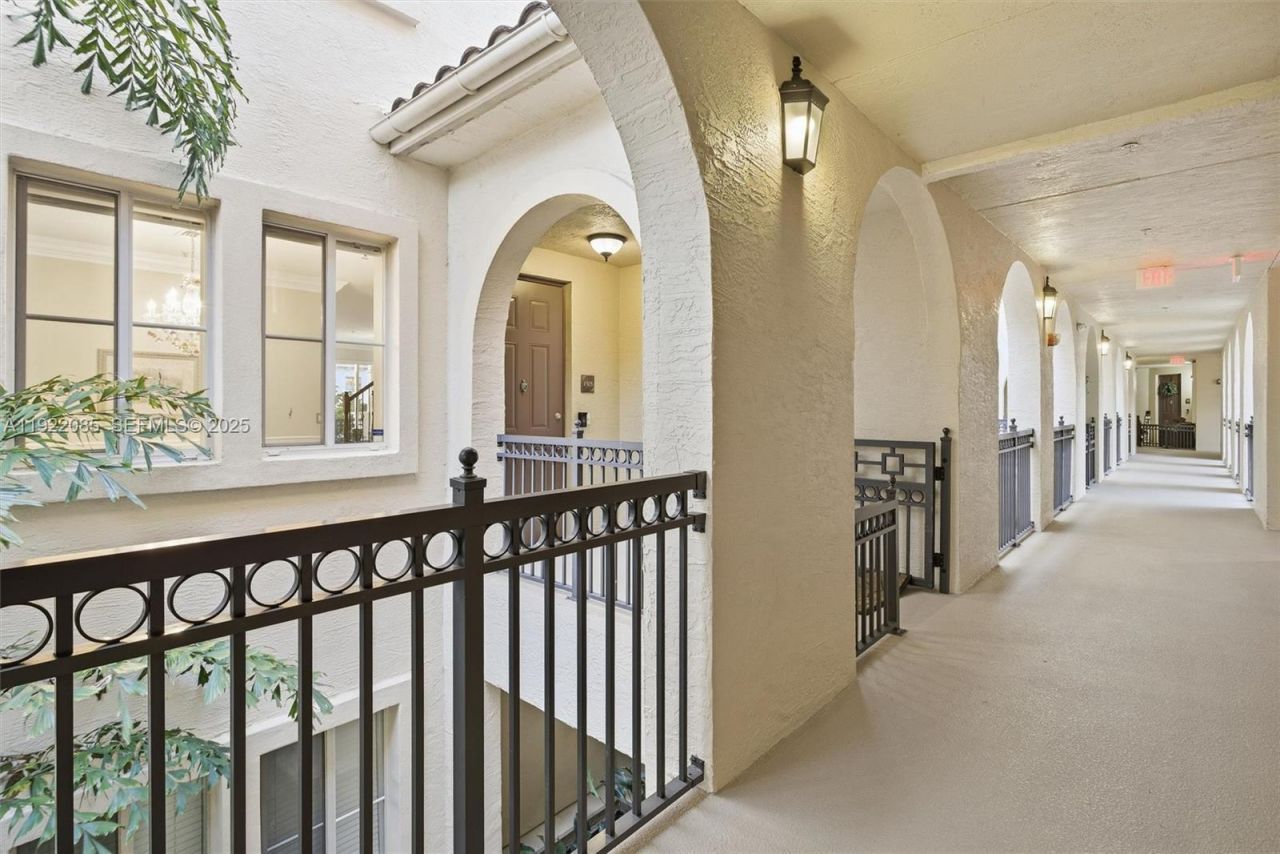 2925 NW 126th Ave, Unit 303-1, Sunrise, FL 33323 Photo