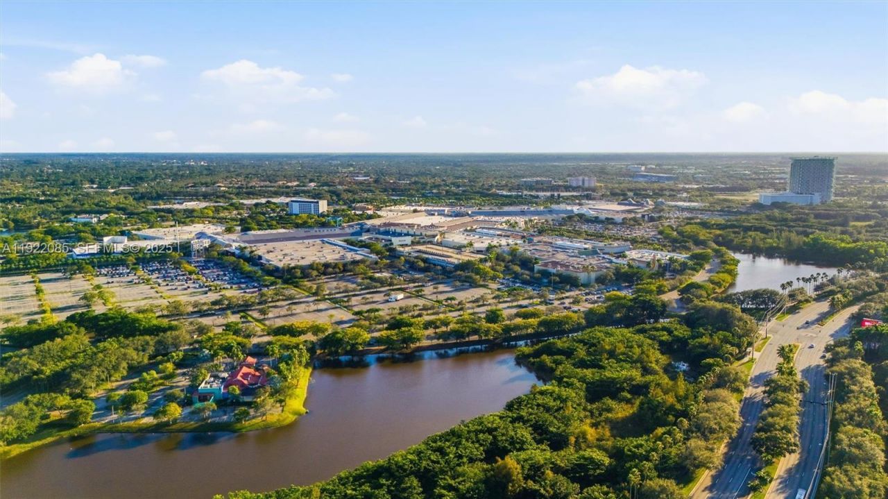 2925 NW 126th Ave, Unit 303-1, Sunrise, FL 33323 Photo