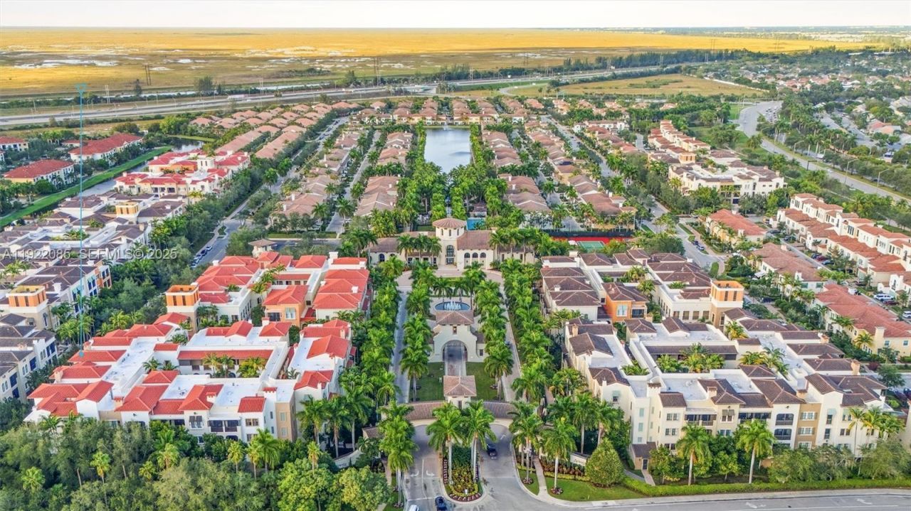 2925 NW 126th Ave, Unit 303-1, Sunrise, FL 33323 Photo