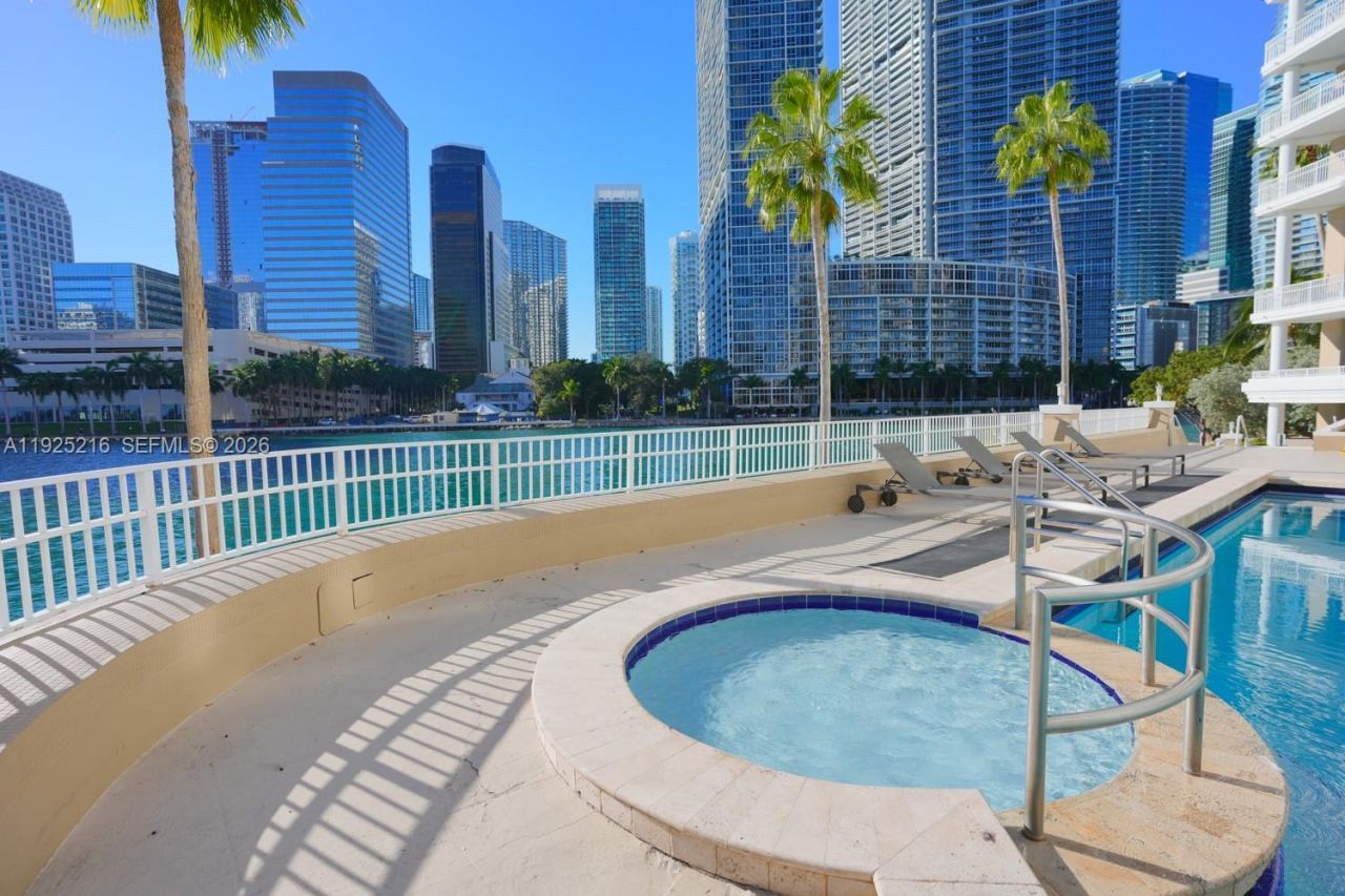 701 Brickell Key Blvd, Unit 1911, Miami, FL 33131 Photo