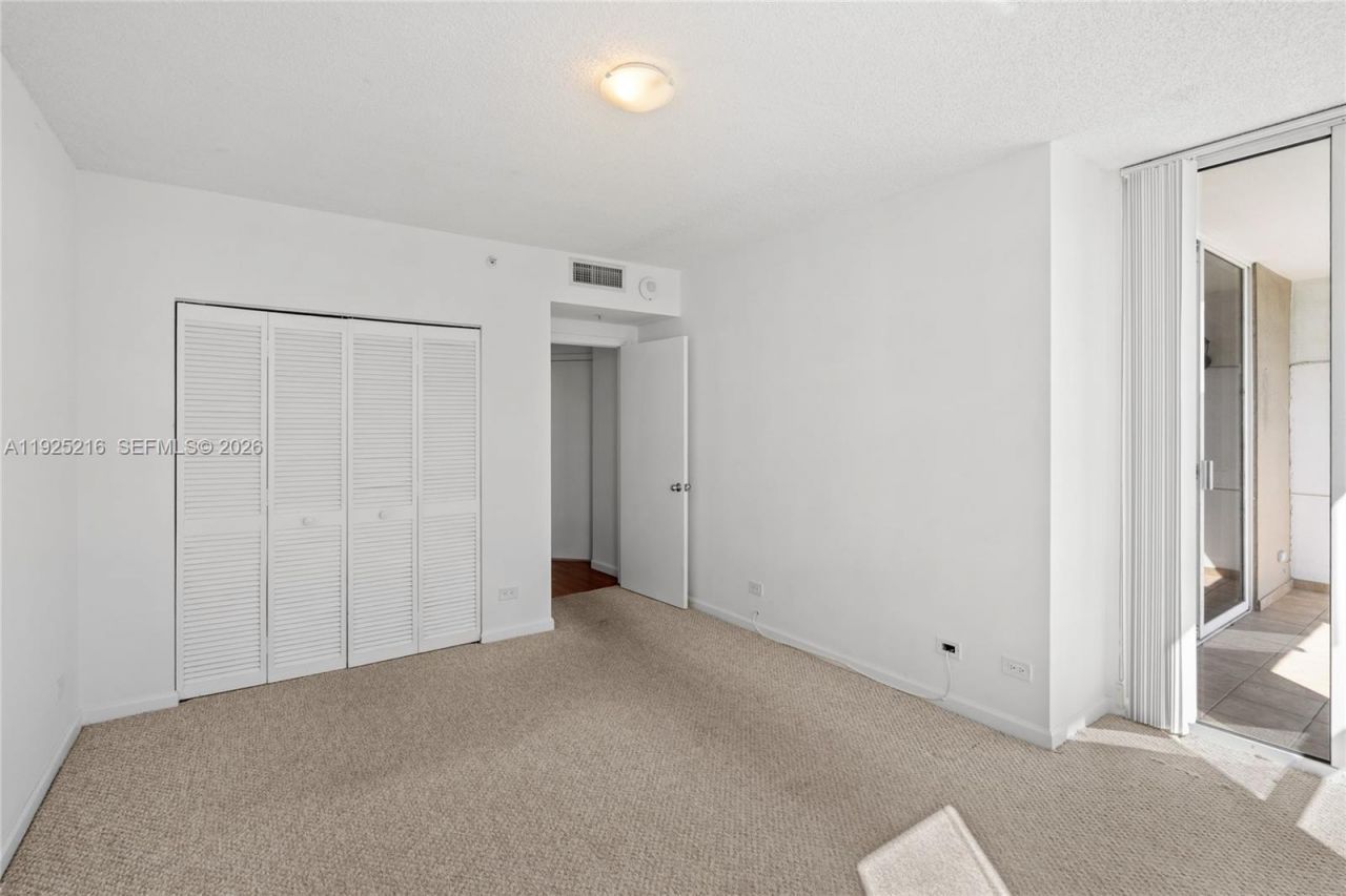 701 Brickell Key Blvd, Unit 1911, Miami, FL 33131 Photo