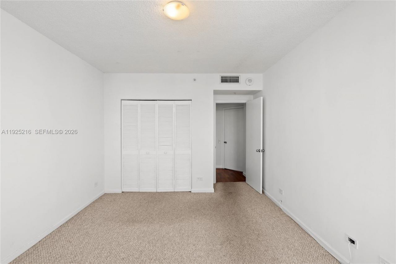 701 Brickell Key Blvd, Unit 1911, Miami, FL 33131 Photo