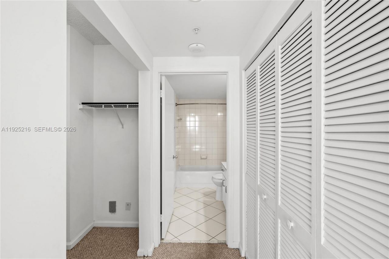 701 Brickell Key Blvd, Unit 1911, Miami, FL 33131 Photo