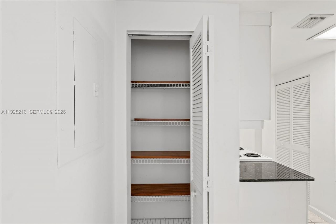 701 Brickell Key Blvd, Unit 1911, Miami, FL 33131 Photo