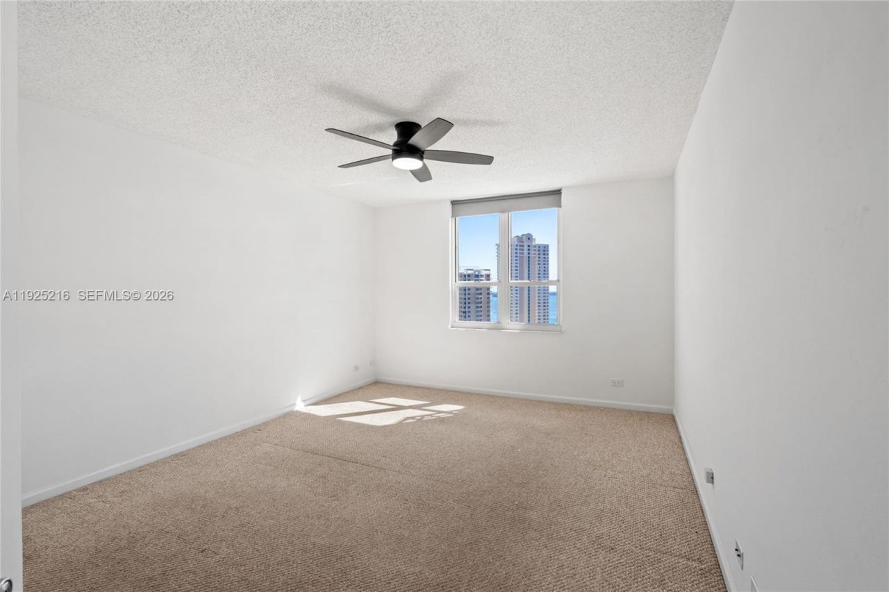 701 Brickell Key Blvd, Unit 1911, Miami, FL 33131 Photo