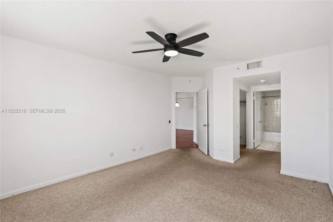 701 Brickell Key Blvd, Unit 1911, Miami, FL 33131 Photo