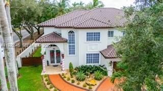 8204 NW 165 St Th, Miami Lakes, FL 33016 Photo