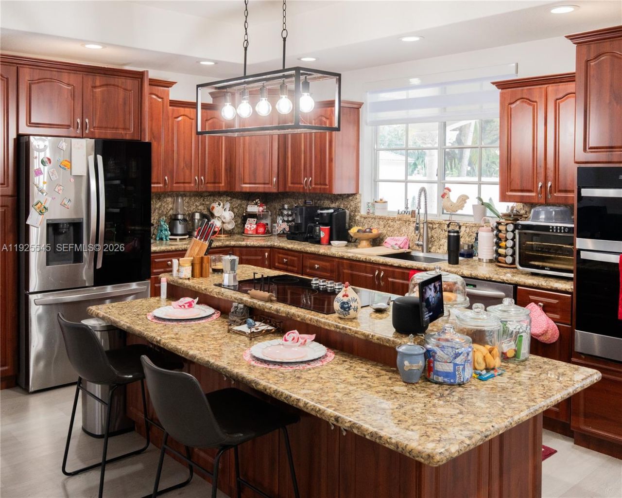 8204 NW 165 St Th, Miami Lakes, FL 33016 Photo