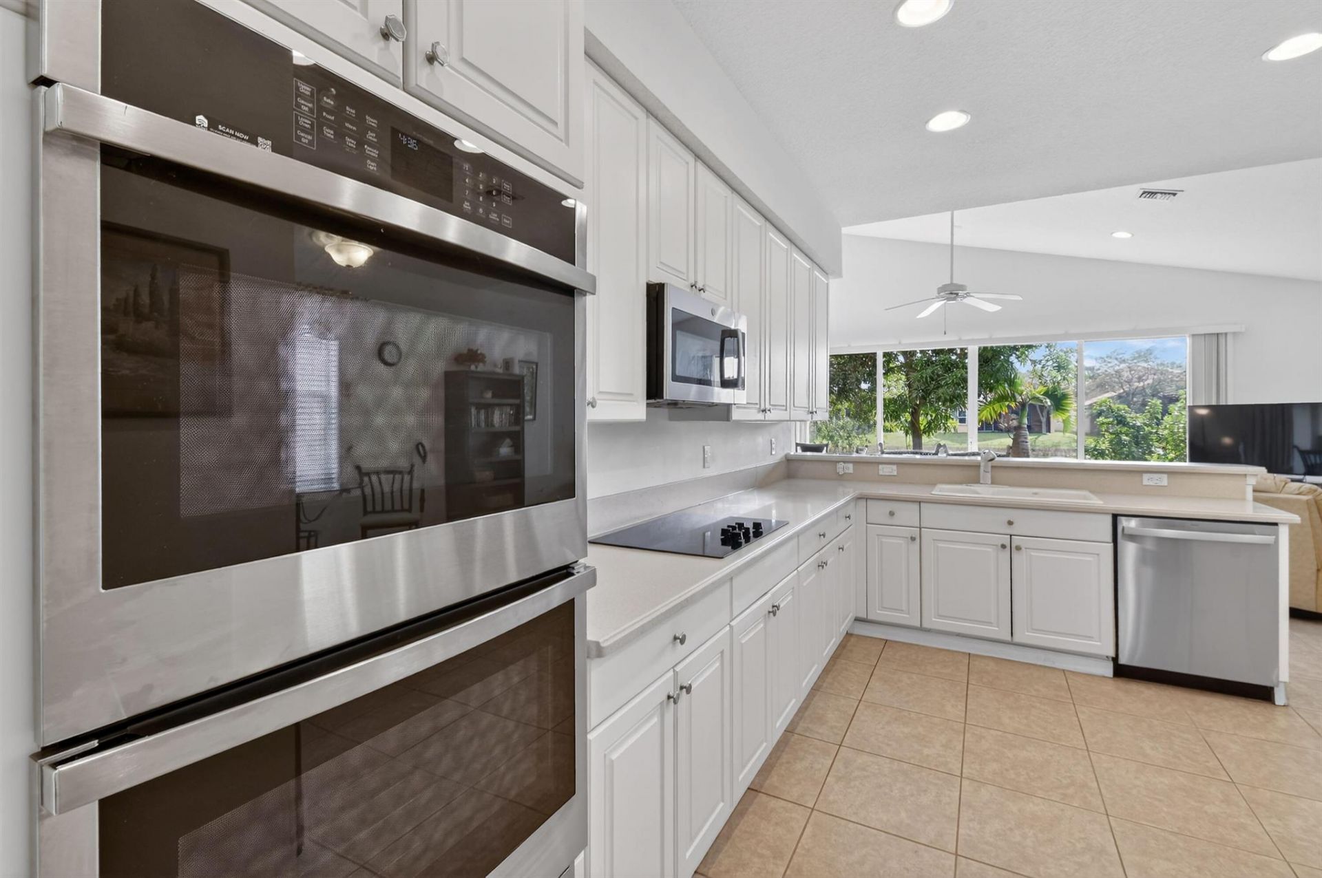 2205 SW Newport Isles Boulevard, Port Saint Lucie, FL 34953 Photo