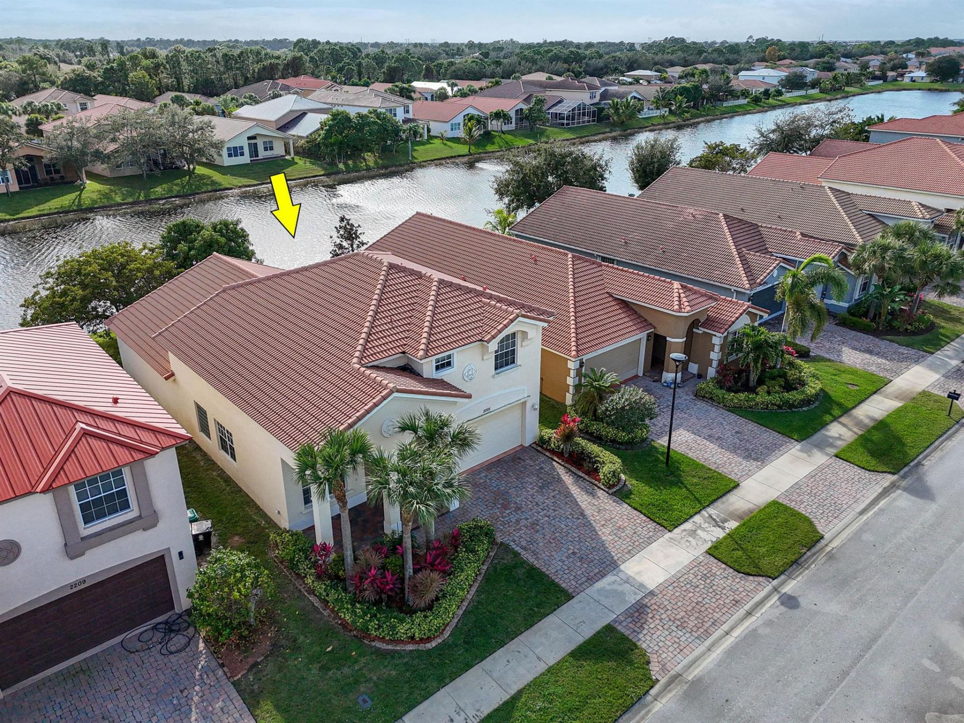 2205 SW Newport Isles Boulevard, Port Saint Lucie, FL 34953 Photo