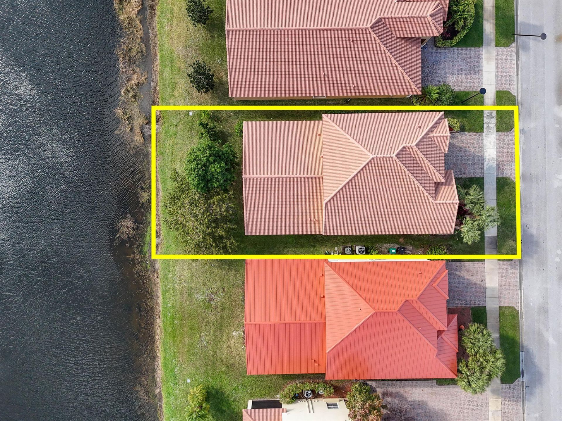 2205 SW Newport Isles Boulevard, Port Saint Lucie, FL 34953 Photo