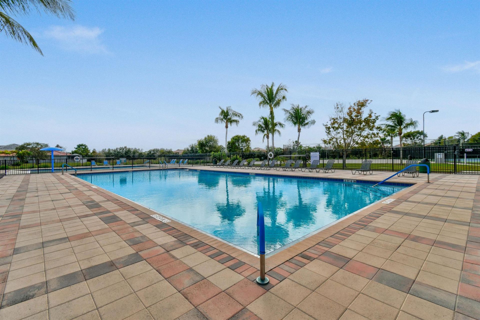 2205 SW Newport Isles Boulevard, Port Saint Lucie, FL 34953 Photo