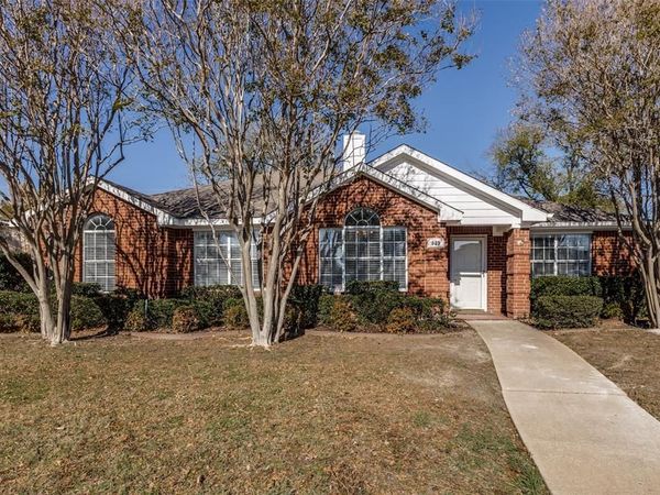 829 Foxwood Lane, Wylie, TX 75098