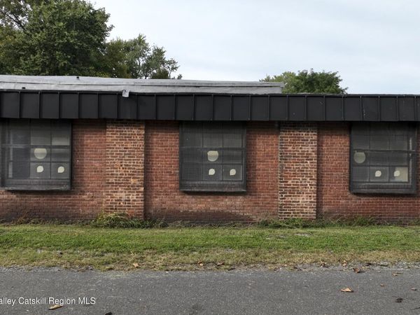 15 Deyo Street, Kingston, NY 12401